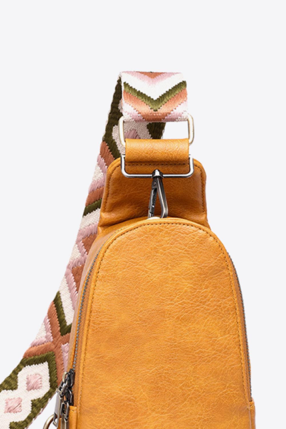 GBZ ★ Quicktrip Sleek Sling Bag