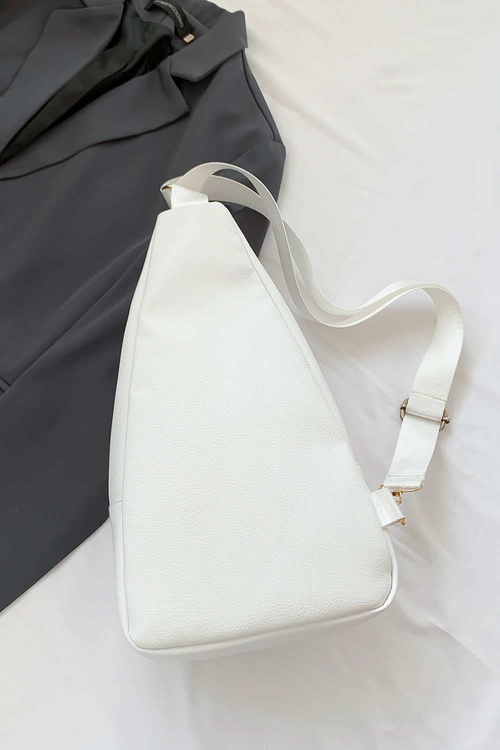 GBZ ★ Pure Simple Sling Bag